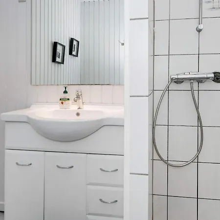 4 Person Holiday In R M