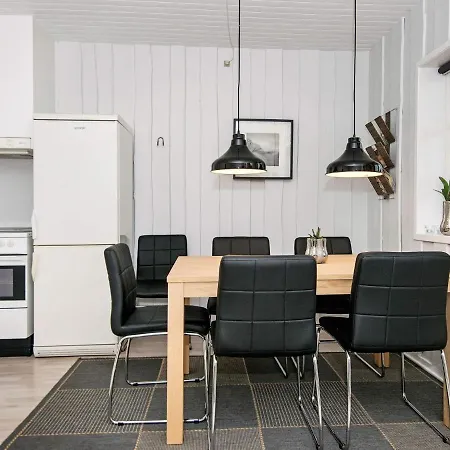 Apartman 4 Person Holiday In R M *