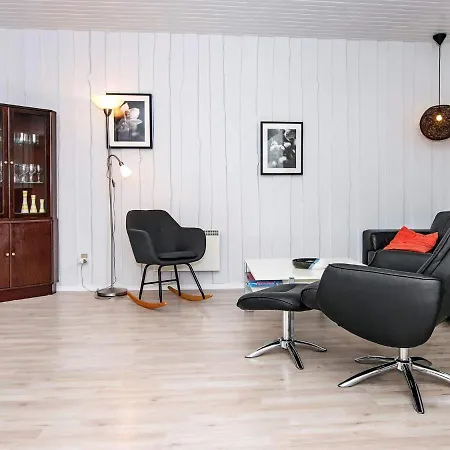 4 Person Holiday In R M