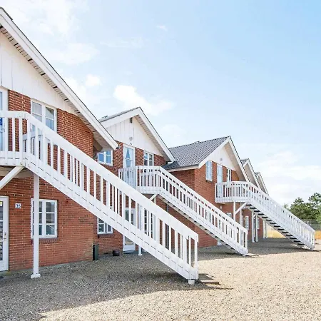 Apartmán 4 Person Holiday In R M